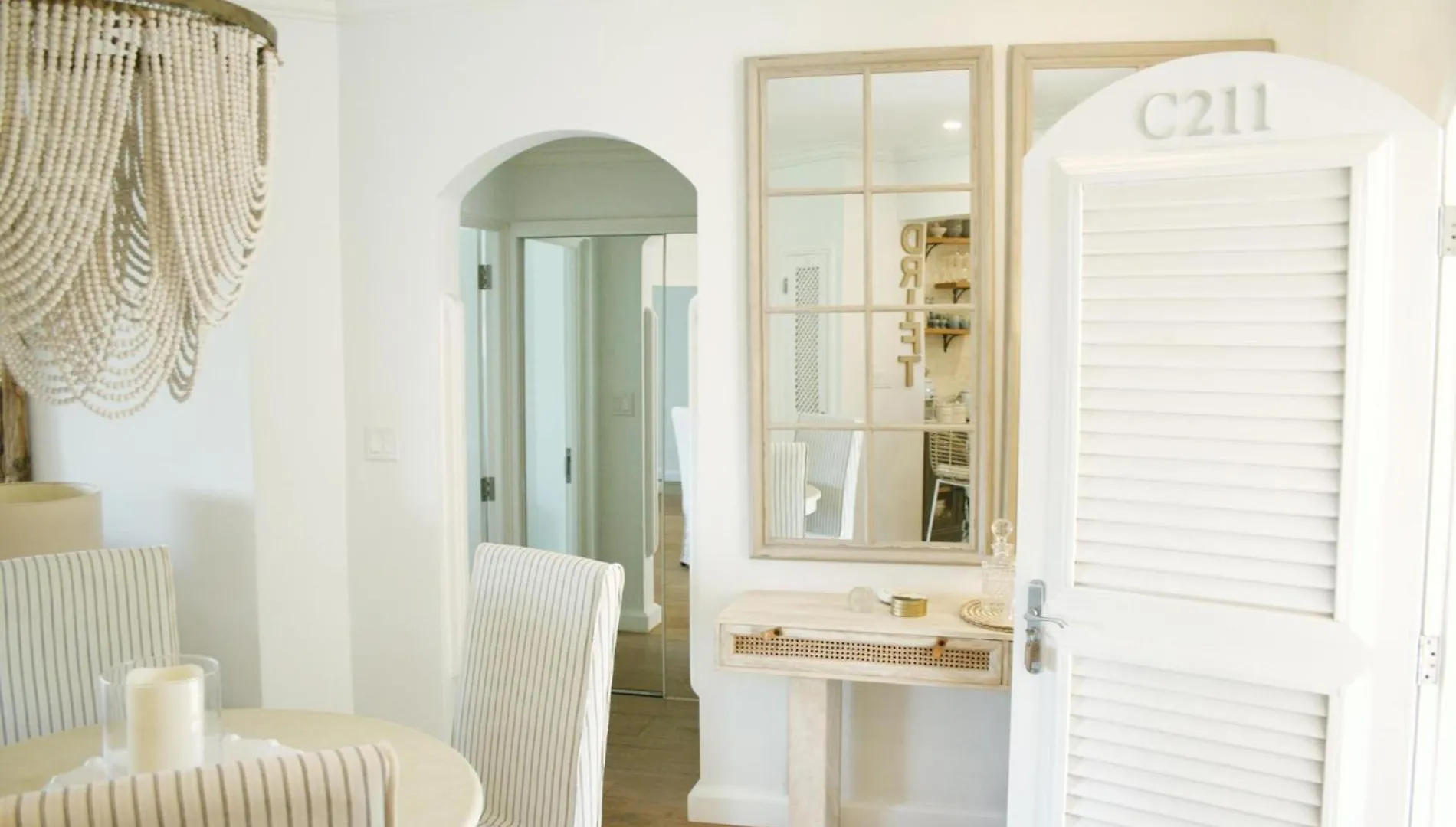 Apartamento C211 Sugar Hill Estate Saint James 0*,  Barbados